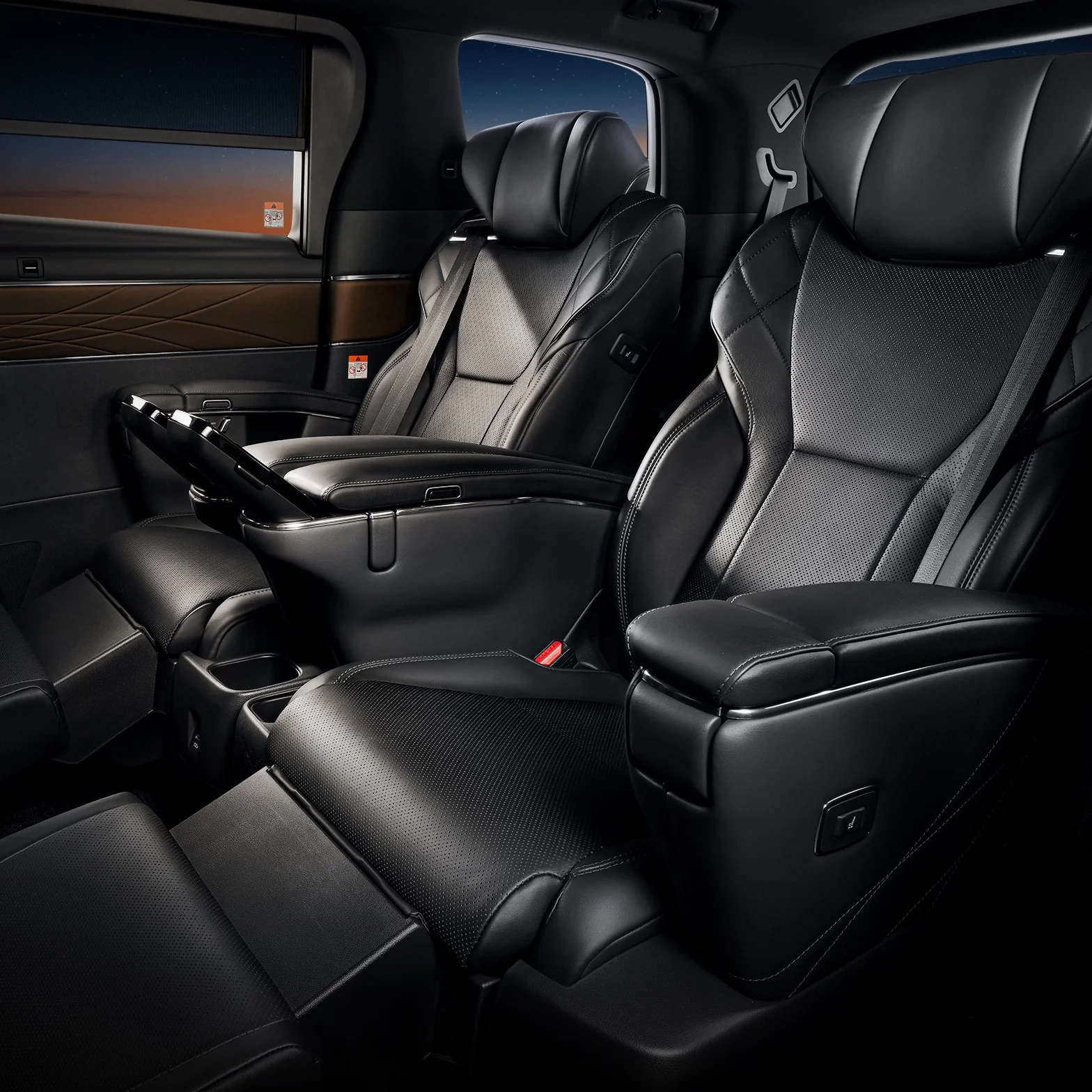 TOYOTA ALPHARD thumb 1